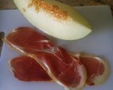 Foto del paso 1 de la receta: Melón con jamón