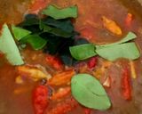 Foto langkah ke 5 dari resep Tom Yum Goong - Sup Udang Asam Pedas Khas Thailand.