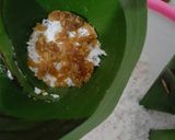 Foto langkah ke 4 dari resep Awug Bungkus Daun Pisang.