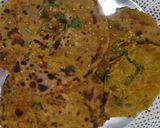 A picture of step 7 of Lauki Lachchha Paratha.