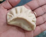 A picture of step 6 of Fry momos.
