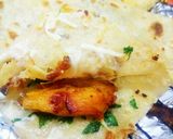 A picture of step 3 of Chicken tikka cheese paratha.