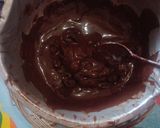Foto langkah ke 2 dari resep Brownies Mini Shiny Crust.