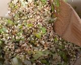 A picture of step 4 of Wild garlic spelt risotto.