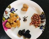 A picture of step 1 of Gujarati bamni dal.