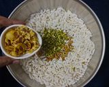 A picture of step 4 of Jhal muri.
