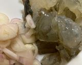 Hình bước làm 2 của món Cơm trộn tôm