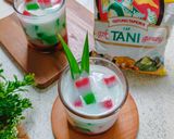 Foto langkah ke 8 dari resep Es Selendang Mayang (Sirup Merah).
