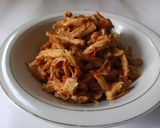 Foto langkah ke 6 dari resep Ayam Suwir Pedas Manis 🔥.