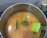 Foto langkah ke 4 dari resep Sup Tulang Salmon Asam Pedas.
