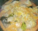 Foto langkah ke 4 dari resep Gulai Ayam (Ayam Gule Lomak).
