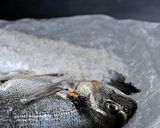 Foto del paso 3 de la receta Dorada a la sal