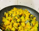 A picture of step 5 of Kaddu/Pumpkin Sabji with Paratha 😋😋.