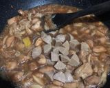 Foto langkah ke 4 dari resep Ayam Jamur Ala Bakmie GM.