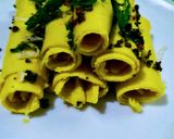 A picture of step 5 of Khandvi.