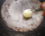 मूंग सब्जी का चीज़ी पराठा रेसिपी चरण 4 फोटो
