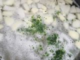 Crema de habas y guisantes secos (bissara)