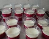 Foto langkah ke 5 dari resep Puding Buah Naga Vla Vanila.