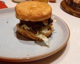 A picture of step 15 of Tims Burgers.