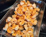 A picture of step 1 of SHRIMP FETTUCCINE ALFREDO 😋❤️😘💋💋💋🥰.