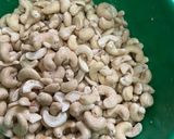 Foto langkah ke 2 dari resep Kacang mete goreng.