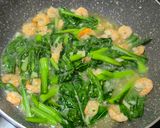 Foto langkah ke 3 dari resep Kailan Cah Udang.