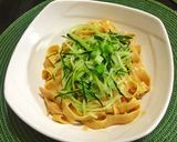Foto del paso 6 de la receta: Fideos de sésamo con pepino