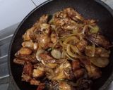 Foto langkah ke 4 dari resep Ayam goreng mentega.