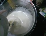 Foto langkah ke 2 dari resep Bolu kukus warna warni.