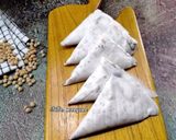 Foto langkah ke 10 dari resep Tempe HomeMade Bentuk Segitiga di Bungkus Daun Pisang (dari Kacang Kedelai Putih).