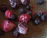 Foto del paso 1 de la receta: Parfait de yogurt con frutos rojos
