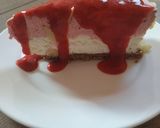 Fehércsokis-epres mousse torta recept fázis 6 fotója