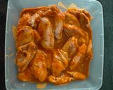 Foto langkah ke 2 dari resep Sayap Ayam Pedas - Manis.