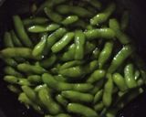 Foto langkah ke 5 dari resep Edamame Genki Sushi.