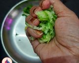 A picture of step 1 of Tzatziki.