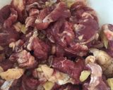Hình bước làm 1 của món [Gymer Sinh viên] Bò xào cần tỏi cơm trắng
