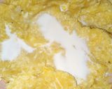 Foto langkah ke 3 dari resep Creamy Mashed Potato.