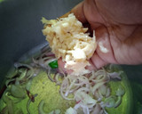 குக்கரீல் பாய் வீட்டு தம் பிரியாணி(BAI VEETU DUM BIRYANI RECIPE IN TAMIL) ரெசிபி ஸ்டேப் 4 புகைப்படம்