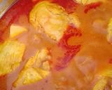 Foto del paso 5 de la receta: Pollito con papas en Chile guajillo