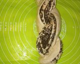 Foto langkah ke 4 dari resep Roti Kepang.