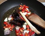 Foto langkah ke 2 dari resep Tumis cumi asin pete🐙.