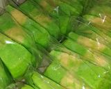 Foto langkah ke 6 dari resep Bolu pandan kukus.