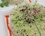 Foto del paso 6 de la receta: Ensaladilla picante de aguacate y cangrejo