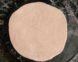 A picture of step 5 of Mooli parantha.