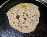 A picture of step 2 of Triply paratha (healthy breakfast).