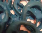 Une image de l'étape 2 de Bretzels aux 2 chocolats.