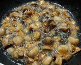A picture of step 2 of Chilli Baby Corn Mushroom Curry.