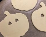 A picture of step 4 of Easy Halloween Biscuits.