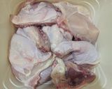 Foto langkah ke 1 dari resep Ayam ungkep lengkuas.