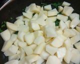A picture of step 4 of Methi aloo.